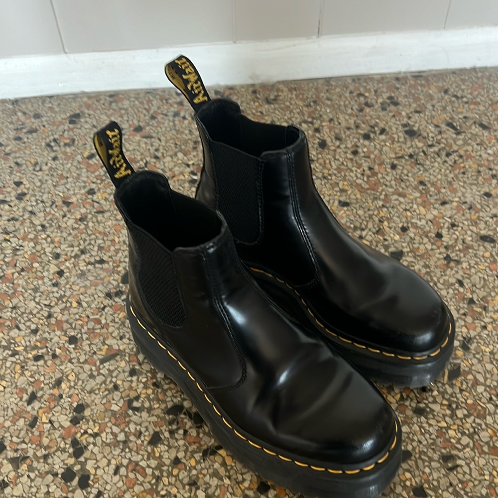 Doc Martens Platform Chelsea boots